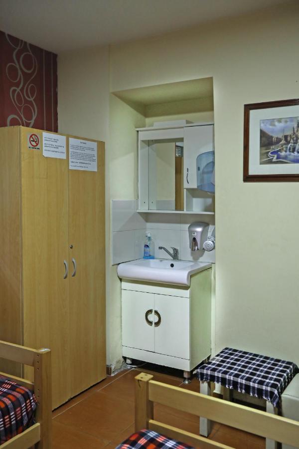 Hostel 42 Üsküp Dış mekan fotoğraf