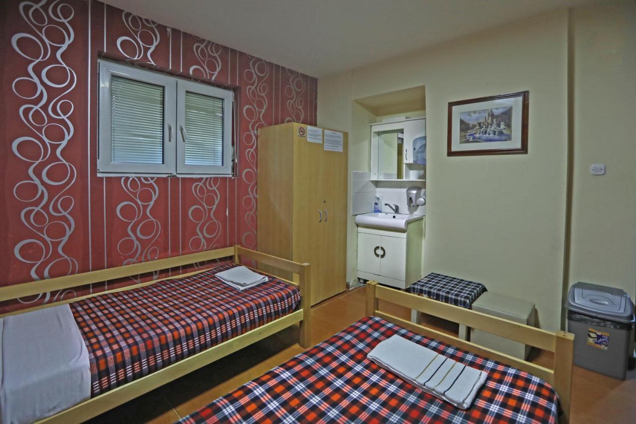 Hostel 42 Üsküp Dış mekan fotoğraf